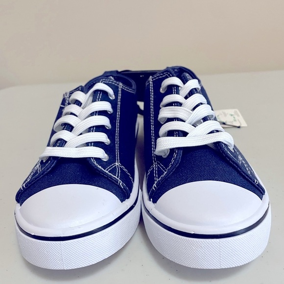 Shoe Bundle - 2 Pairs included Navy Blue (NWT) and White (Used Once) - Picture 3 of 14